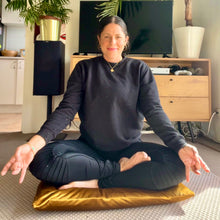Zabuton meditation cushion – supportive floor mat with tropical design for seated yoga and mindfulness practice, Australia